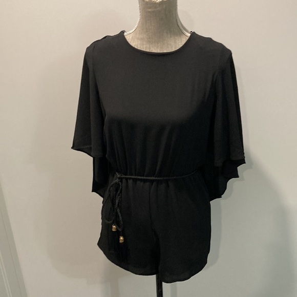 FOREVER 21 Black Batwing Sleeve Drawstring Waist Romper s/m - Picture 15 of 15